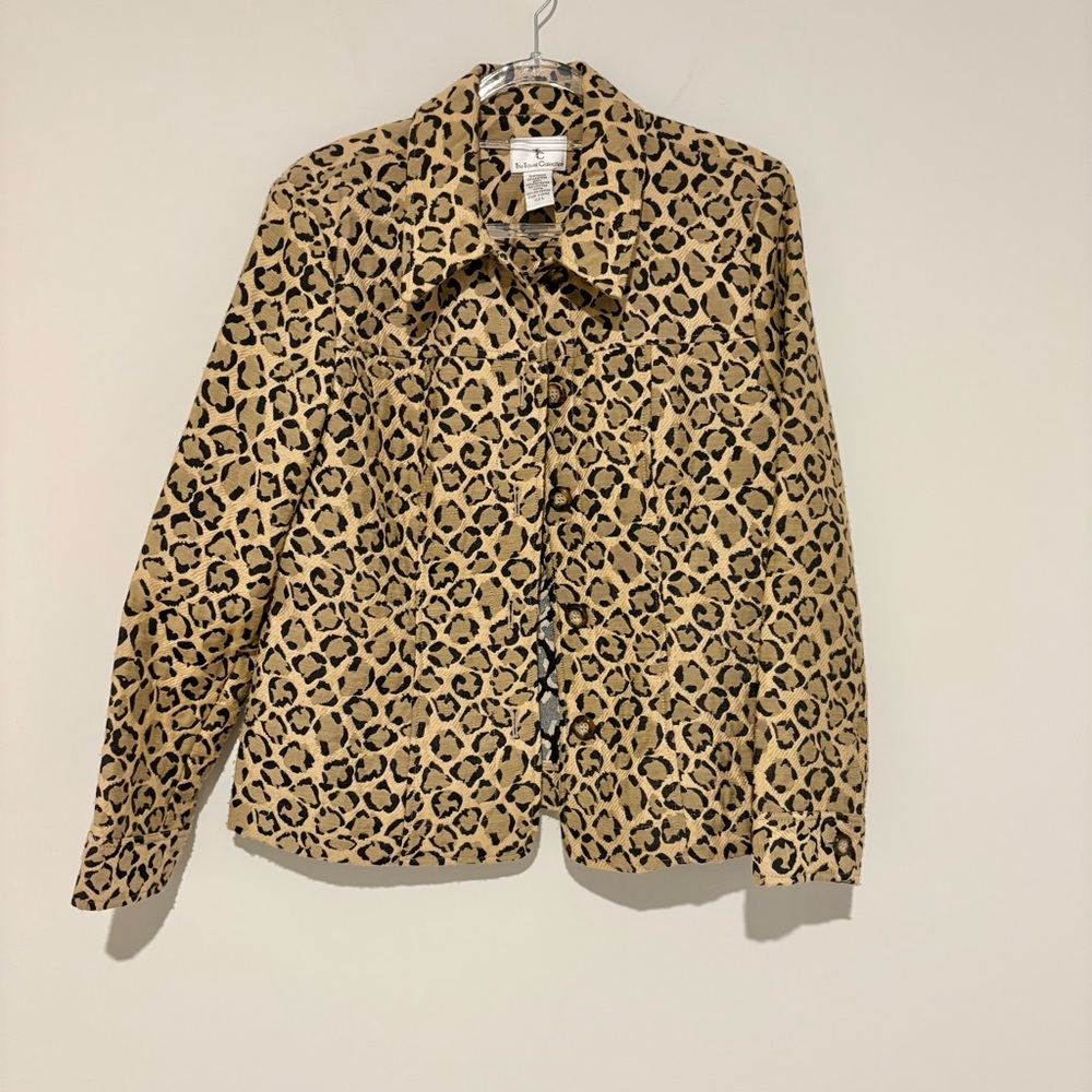 THE TRAVEL COLLECTION LEOPARD PRINT BUTTON‎ JACKET BROWN SIZE LARGE